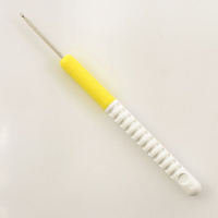 Крючок вязальный c  пластиковой ручкой №2-3,5 мм, 15 СМ
